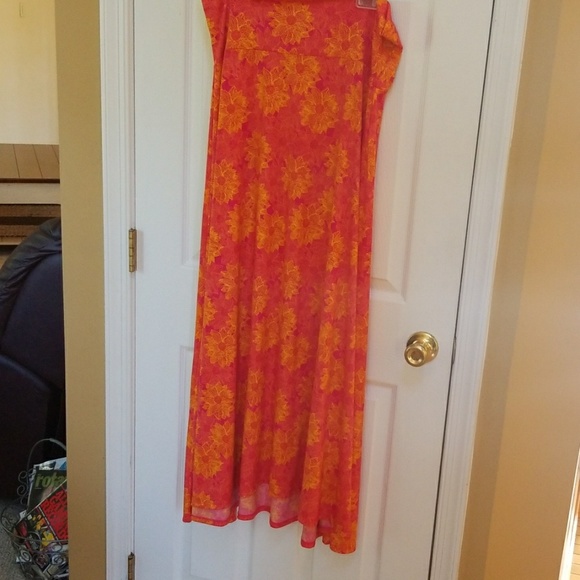 LuLaRoe Dresses & Skirts - LULAROE 😊 MAXI SKIRT